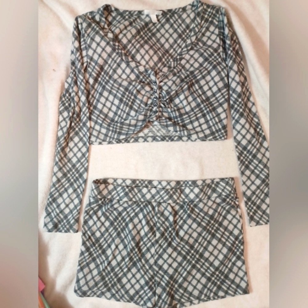 2pc COLSIE cropped flannel pj shorts set